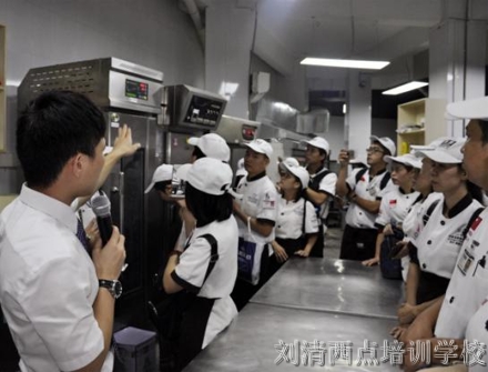 要成功开店，来广州烘焙学校学1个方法能比别人早10年实现！