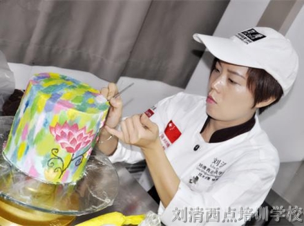 这才是把韩裱蛋糕玩到极致！学蛋糕的你一定没见过！