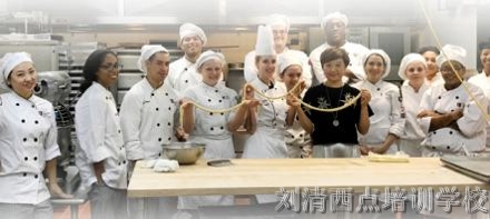 到了刘清烘焙学校才知道，这12件大事您绝对想不到，太震惊了