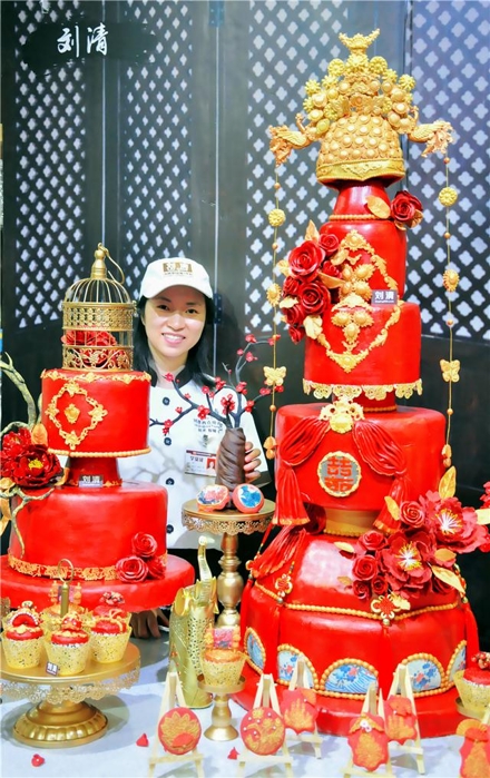 他们在这家蛋糕烘焙学校，仅用2天时间就做出惊艳国外朋友圈的甜品台！