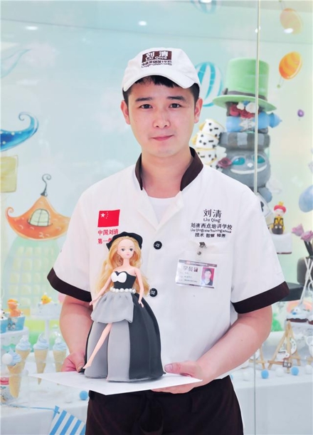 蹲点烘焙蛋糕培训学校课室，发现这7款创意蛋糕，美skr