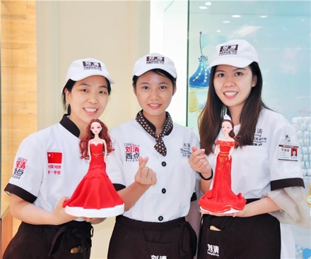 蹲点烘焙蛋糕培训学校课室，发现这7款创意蛋糕，美skr